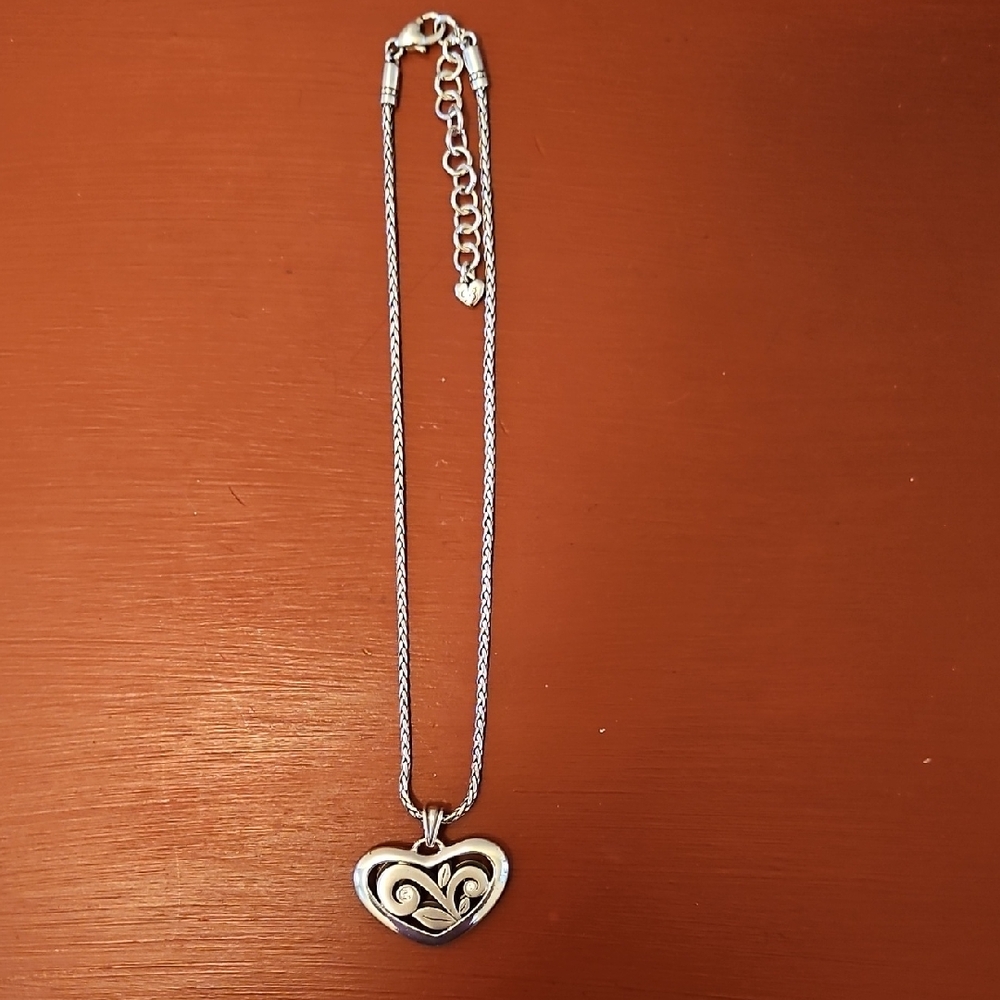 Elegant Silver Heart Pendant Necklace